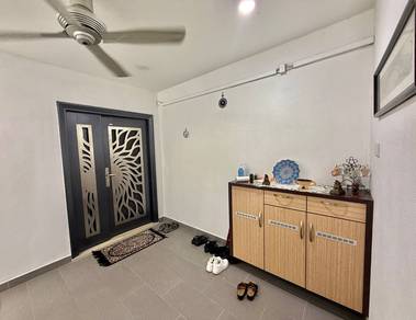 3-storey-Terraced-House-for-sale-Damansara-Heights-Kuala-Lumpur-2