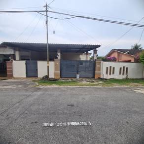 [✅Renovated ✅5 Bilik ✅Freehold] SemiD Setingkat Taman Guru, Kuantan