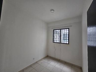 Suria Mewah Resident Sale, 4 Room 2 Bath 2 Parking 1000sqft Full Loan
