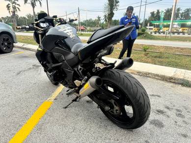 2008 Kawasaki Z1000 4Cylinder "Arrow Twin Exhaust