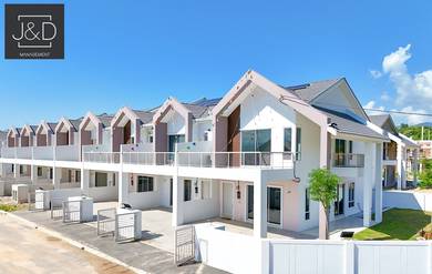 Included Solar PV Panel (Save up to 80% of your electricity bill