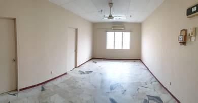 PANGSAPURI PKNS SEKSYEN 7 UITM SHAH ALAM BLOK 9 With KITCHEN CABINET