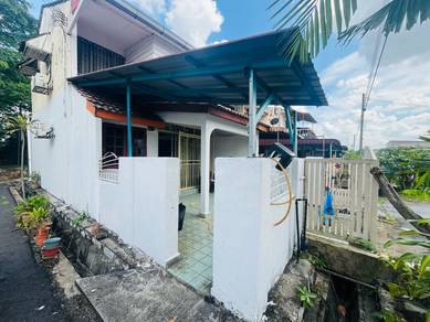 Prime Area End Lot Double Storey ss19 Subang Jaya