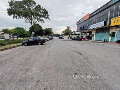 Klang Utama Double Storey Shoplot Facing Maind Road Good to Invest