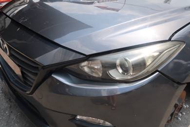 MAZDA 3 HALF CUt