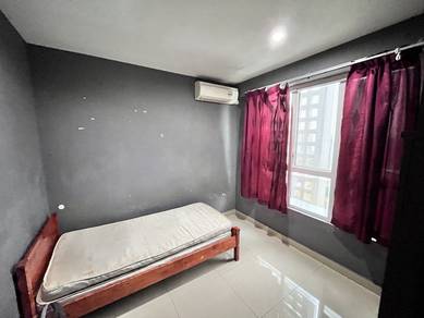 NON SHARING LADIES MASTER ROOM| Menara U2 Seksyen 13 Shah Alam