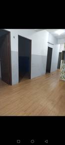Rumah 3 bilik Atas kedai
