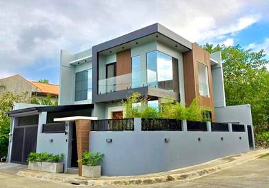 Corner only 4xxK !! Double Storey 45x75 Sepang [Gated & Guarded]