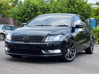 PASSAT 1.8 TSI PADDLE SHIFT/ELECTRIC SEAt