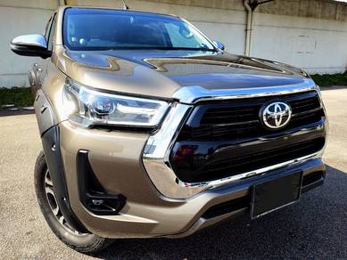 Toyota HILUX 2.4 V (A)😎ARMANDO Accessories