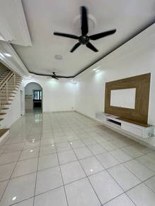 Seri Austin Double Storey House 3Bed 3Bath 18x65sqft