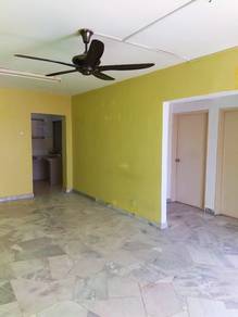 Winner Court B, Desa Petaling, Renovated with Balcony