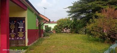 [Corner lot] Bandar Puteri Jaya Single Stry Terrace House For Sale