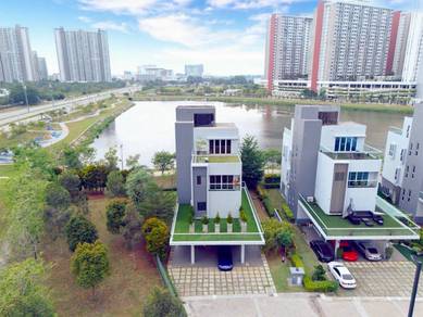 [PRIVATE POOL LIFT LAKE VIEW]4 stry bungalow Lakefront Villa Cyberjaya