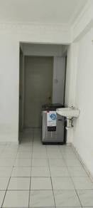 Desa Green kitchen renovated with 1 carpark for rent area Jelutong