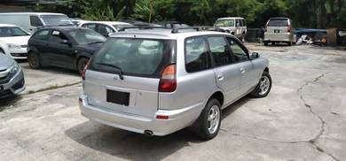Nissan AD RESORT FACELIFT (A) -AUTO AUTOMATIK