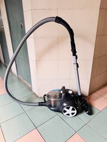 Philips 2000W vacuum cleaner (WELL USED)