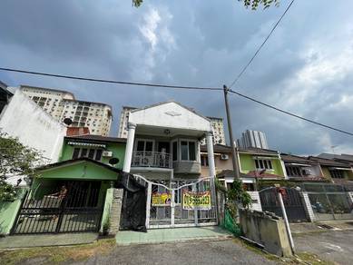 Cantik!!! Renovated Double Storey Taman Pinggiran Batu Caves Gombak