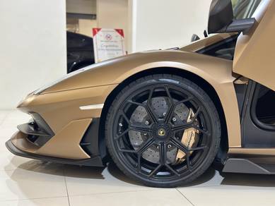 Lamborghini AVENTADOR 6.5 SVJ LP770-4 (A)