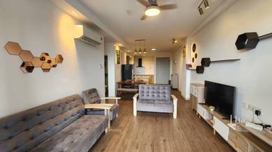 Avona Residence 3 bedrooms Block B, near Tunku Putra,samajaya