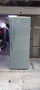 Refrigerator Hitachi 2d fridge peti sejuk peti ais