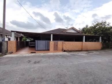 Banglo Setingkat 6 Bilik Tidur Berjaya Permai For Sale !  !   !