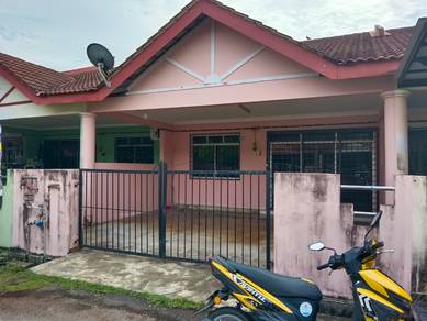 1.5-storey-Terraced-House-for-rent-Sungai-Karang-Pahang
