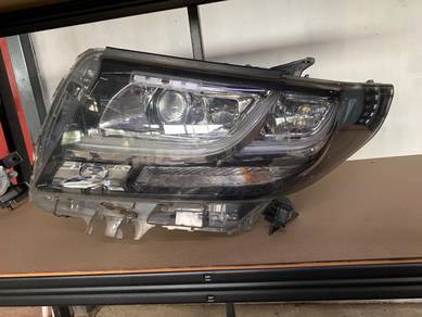 Toyota Alphard ANH30 original (2015-2017)