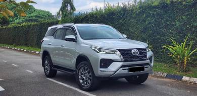 Toyota FORTUNER SRZ 2.7 (A) FULL SERVICE RCD!