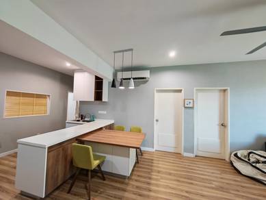 The Peak Suite | Inter-Corner | Renovated | KK