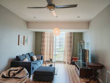 The Peak Suite | Inter-Corner | Renovated | KK