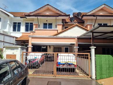 Superlink Double Storey Az-Zaharah Puncak Alam with Extended Kitchen