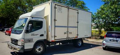 Mitsubishi fuso FE83PG Box lorry 17 kaki