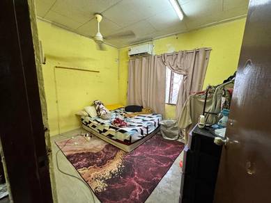 Full loan Tampoi 1 Storey Low Cost Corner lot Near Paradigm Angsana