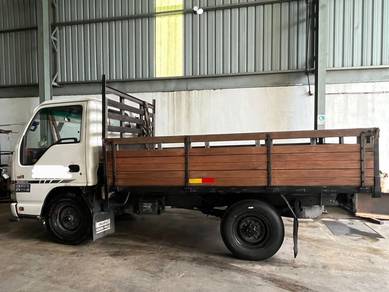 Lori Isuzu 1 Tan (2013) Untuk Dijual