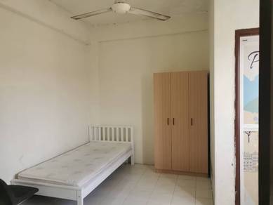100Loan✔️0Depo✔️Apartment Putra Ria Seri Kembangan Balakong