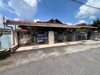 CORNER Semi-D Taman Desa Bersatu Hutan Melintang Bagan Datuk