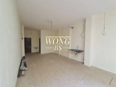 FACING MAIN ROAD! 2.5-Storey Commercial Shop, 5922 sqft, George Town
