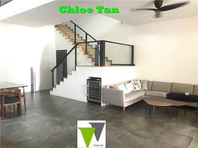 Bandar Bukit Raja 2.5 Sty Facing Lake Renovated