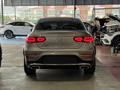 Mercedes Benz GLC300 2.0 4MATIC COUPE (A)