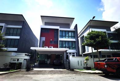 Furnished 3 Storey Zero Lot Bungalow, Perdana Heights U10 Shah Alam