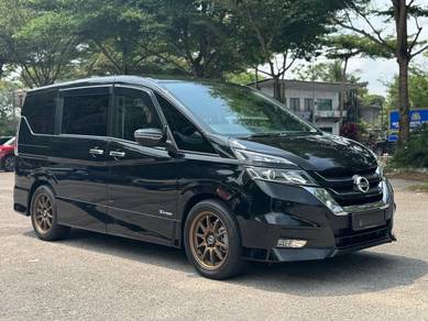 Nissan SERENA HYBRID HIGHWAY STAR 2.0L (A)
