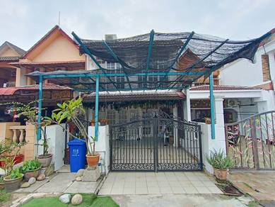 Facing Masjid, Double Storey Terrace, Seksyen 19, Shah Alam