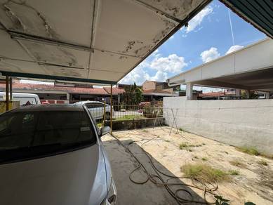 Puchong Kinrara Taman Paik Siong 1 Storey House , Freehold , 24x65