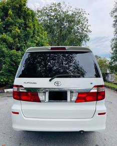 Toyota ALPHARD 2.4 (A)