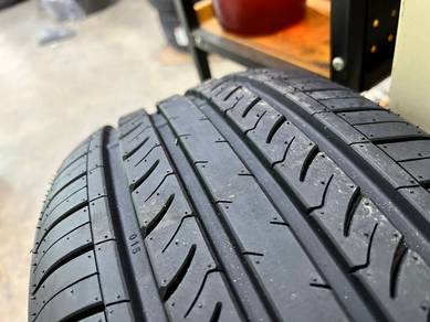 Tayar Baru 225 40 18 Trazano Triton T-118 2025