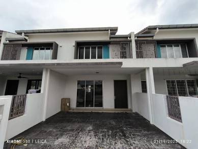2-storey-Terraced-House-for-rent-Dengkil-Selangor