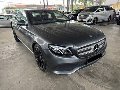 Mercedes Benz E250 2.0 AVANTGARDE (CKD) (A)