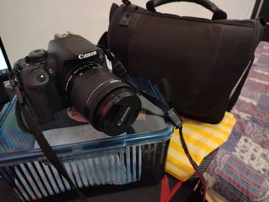 Canon EOS 700D + 18-55mm IS STM + FREE GIFTS