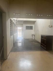 Freehold✔️4room✔️1 Storey Terraced @ Happy Garden Old Klang Road
